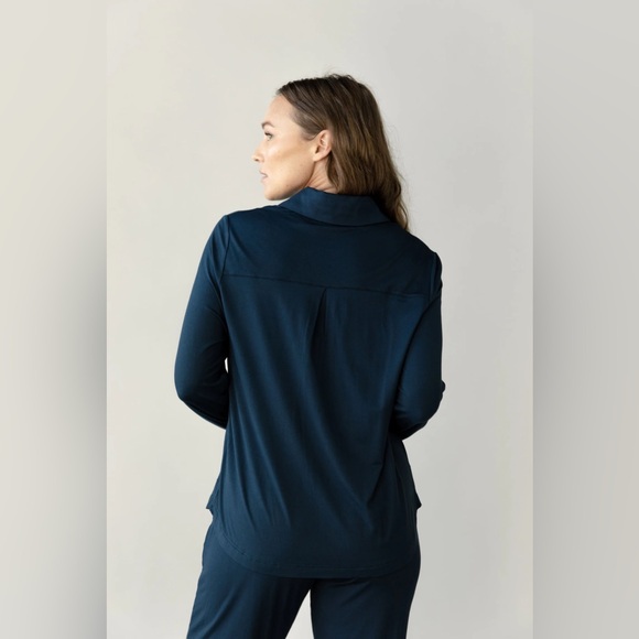 NWT - CozyEarth - Bamboo Collared Long Sleeve Button Down - XS - Blue - Picture 3 of 6